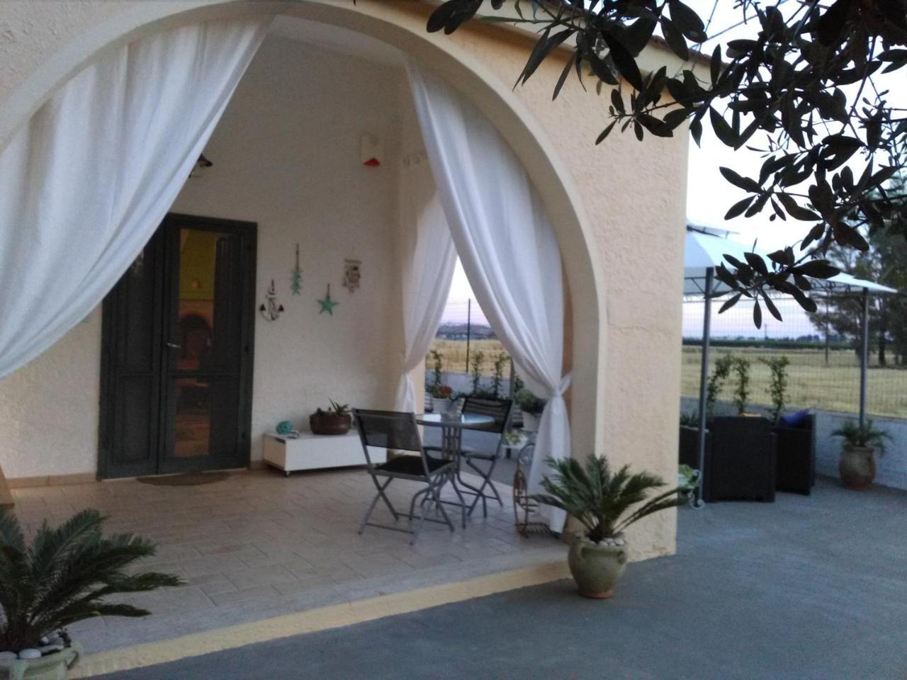 Villetta Dote Casarano Exteriör bild